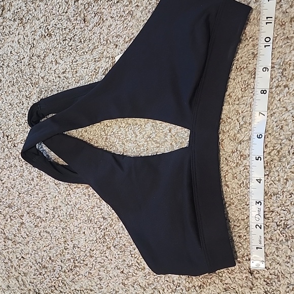 Alo Airbrush Destination Bra - Picture 7 of 7